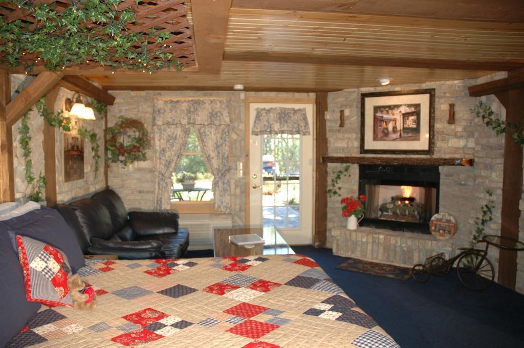 Lazy Cloud Bed & Breakfast Williams Bay Oda fotoğraf