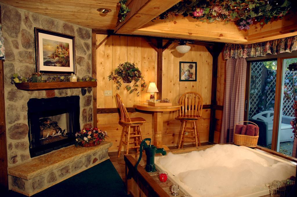 Lazy Cloud Bed & Breakfast Williams Bay Oda fotoğraf